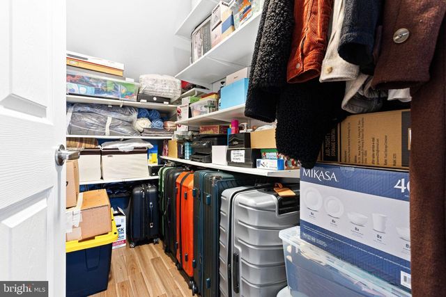 207 E PARK AVE, Maple Shade, NJ 08052