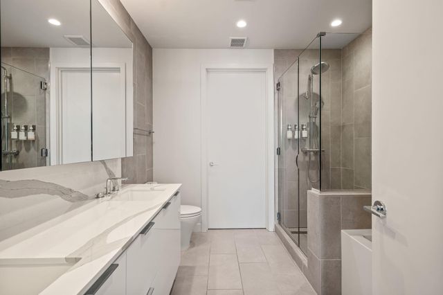 44 East Ave 4104, Austin, TX 78701