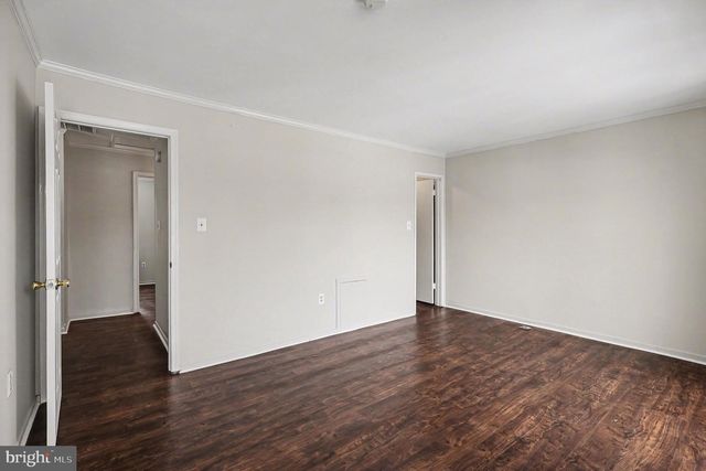 8918 HILLSIDE CT, Landover, MD 20785