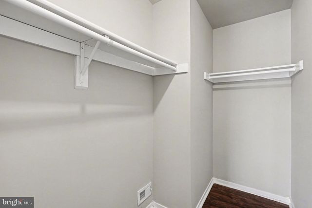 8918 HILLSIDE CT, Landover, MD 20785