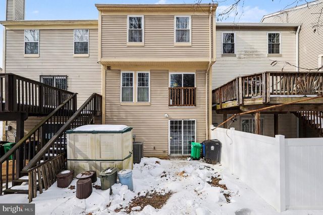 8918 HILLSIDE CT, Landover, MD 20785