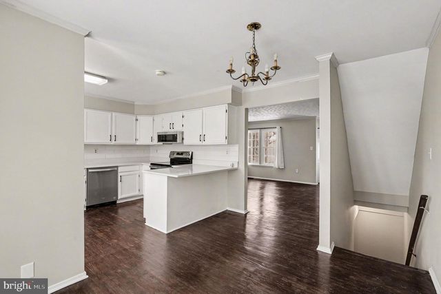 8918 HILLSIDE CT, Landover, MD 20785