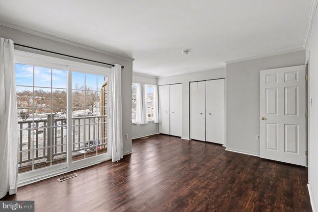 8918 HILLSIDE CT, Landover, MD 20785