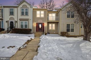 8918 HILLSIDE CT, Landover, MD 20785