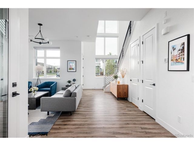 6010 N Perth St, Aurora, CO 80019