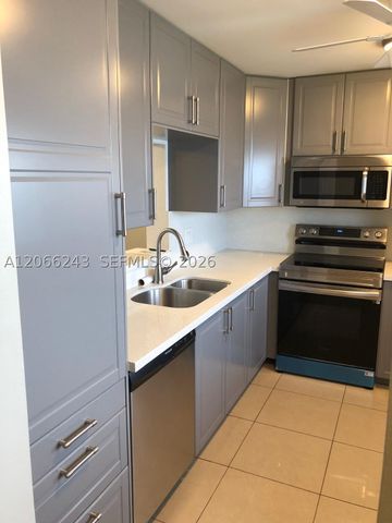 319 NE 14th Ave 707, Hallandale Beach, FL 33009
