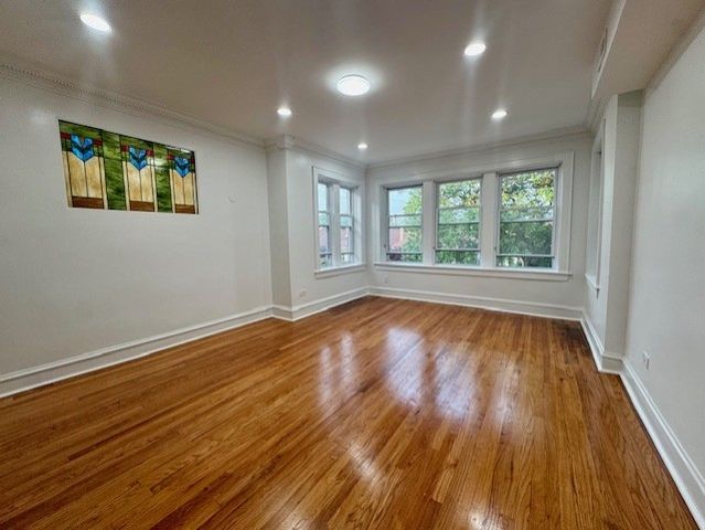 6724 N Campbell Avenue 2, Chicago, IL 60645