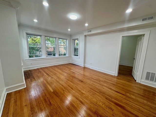 6724 N Campbell Avenue 2, Chicago, IL 60645