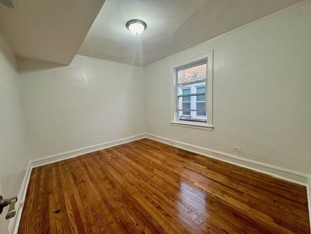 6724 N Campbell Avenue 2, Chicago, IL 60645