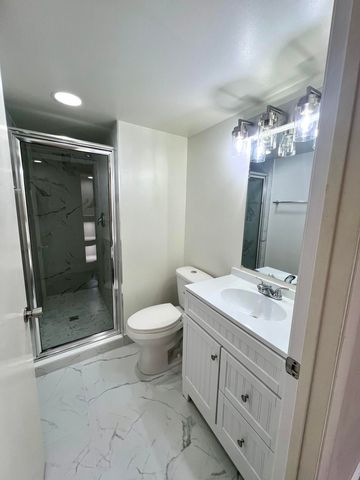 9235 SW 8th Street 304, Boca Raton, FL 33428