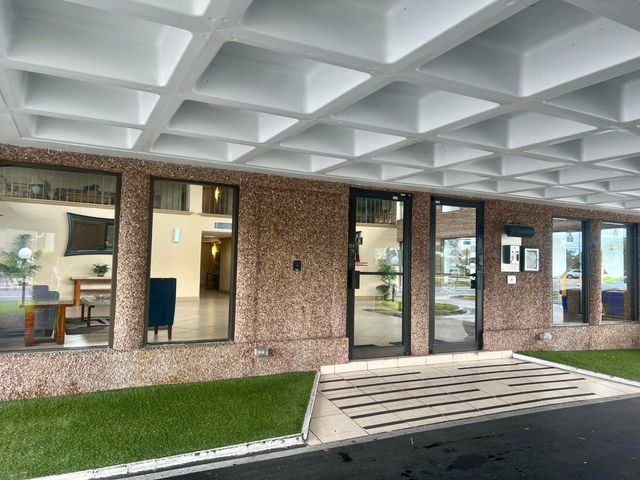 9235 SW 8th Street 304, Boca Raton, FL 33428