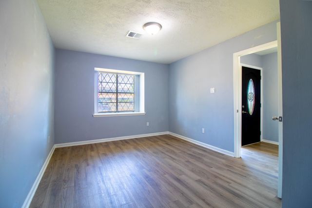 2202 Cherrybrook Lane, Pasadena, TX 77502