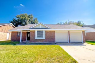 2202 Cherrybrook Lane, Pasadena, TX 77502