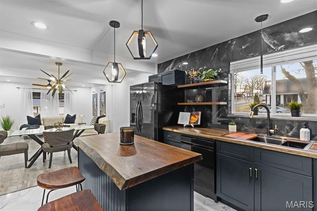 4993 Bristol Rock Road, Black Jack, MO 63033