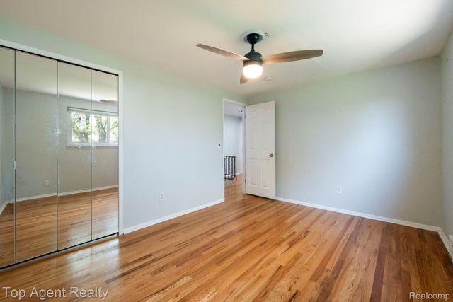 27370 Selkirk Street, Southfield, MI 48076
