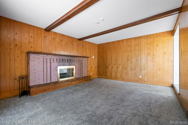27370 Selkirk Street, Southfield, MI 48076