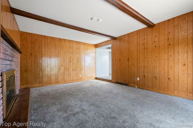 27370 Selkirk Street, Southfield, MI 48076
