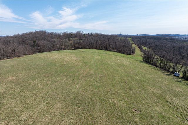 560 Old Hickory Ridge Rd, Chartiers, PA 15301