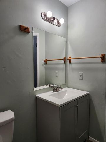 2301 POLARIS Ave 102, Austin, TX 78757