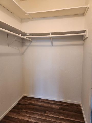 2301 POLARIS Ave 102, Austin, TX 78757