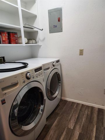 2301 POLARIS Ave 102, Austin, TX 78757
