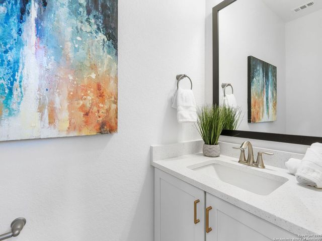 554 McMonigal Place, San Antonio, TX 78210