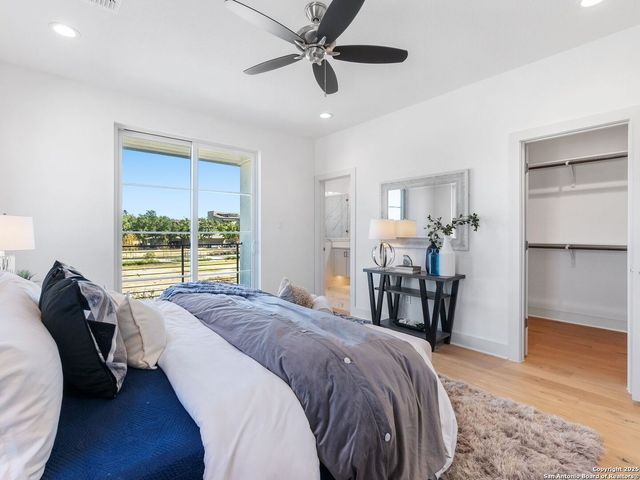 554 McMonigal Place, San Antonio, TX 78210