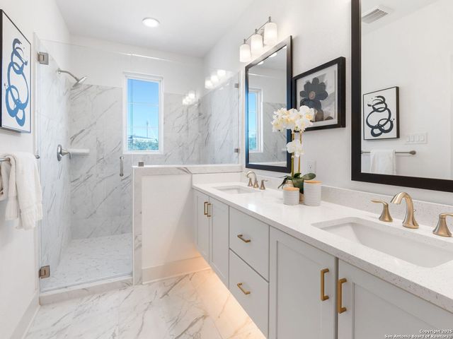 554 McMonigal Place, San Antonio, TX 78210