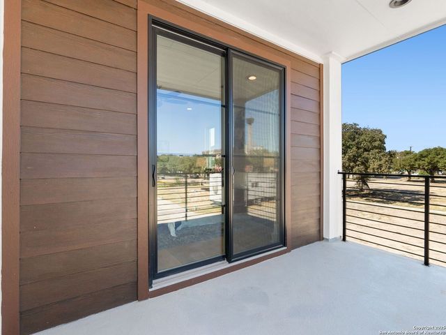 554 McMonigal Place, San Antonio, TX 78210