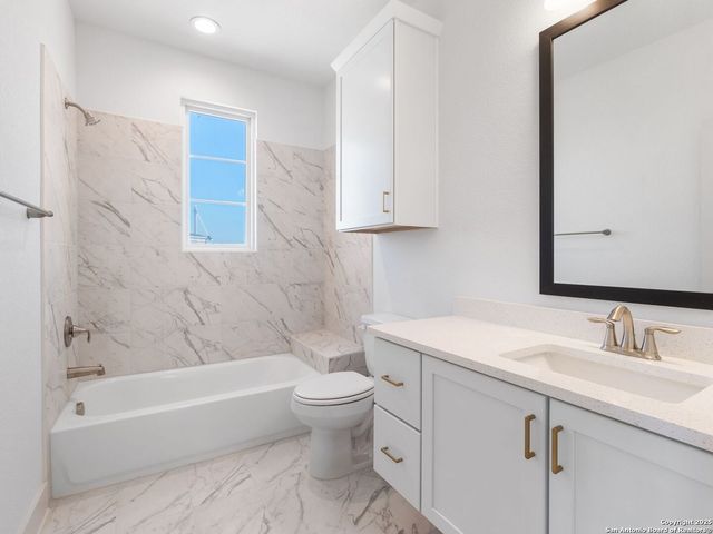 554 McMonigal Place, San Antonio, TX 78210