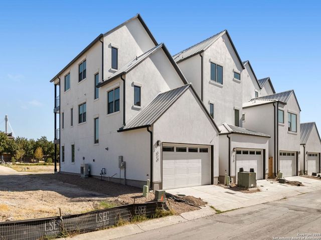 554 McMonigal Place, San Antonio, TX 78210