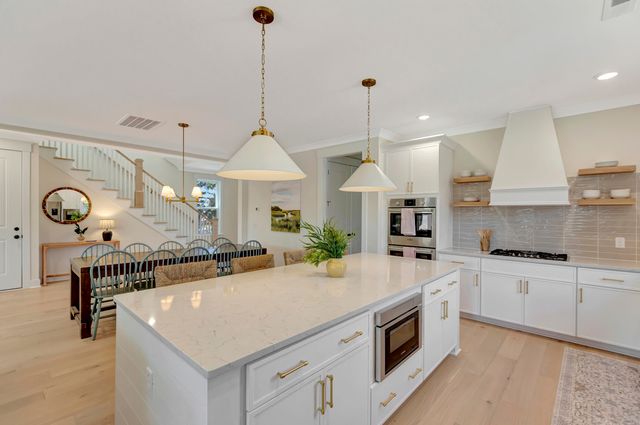 312 Palm Boulevard, Isle Of Palms, SC 29451