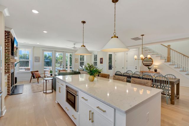 312 Palm Boulevard, Isle Of Palms, SC 29451