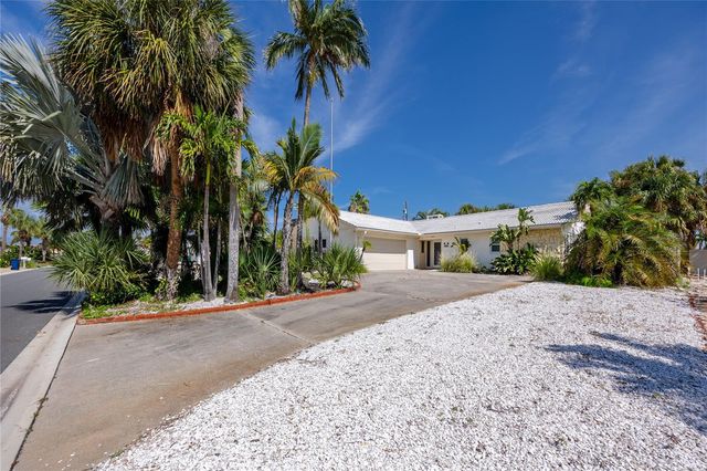 107 21ST STREET, Belleair Beach, FL 33786