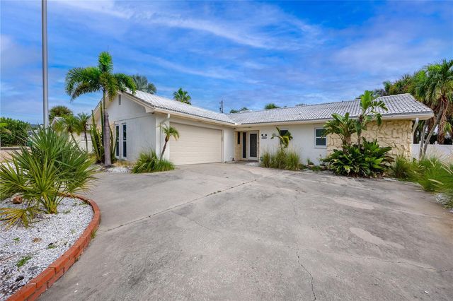 107 21ST STREET, Belleair Beach, FL 33786