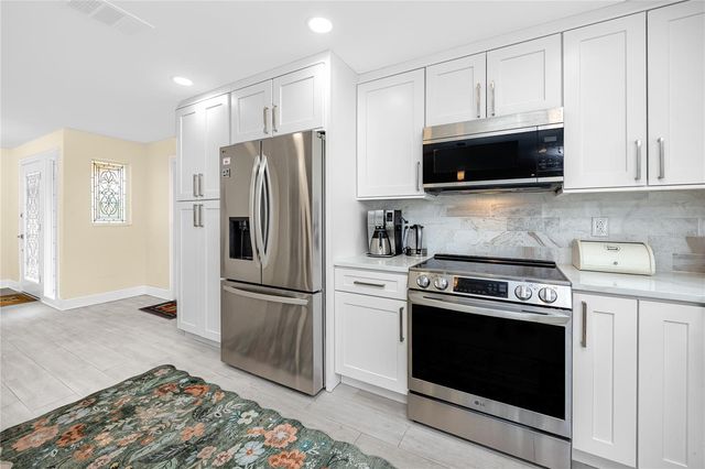 107 21ST STREET, Belleair Beach, FL 33786