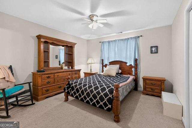 3273 Thornecreek Drive, Douglasville, GA 30135