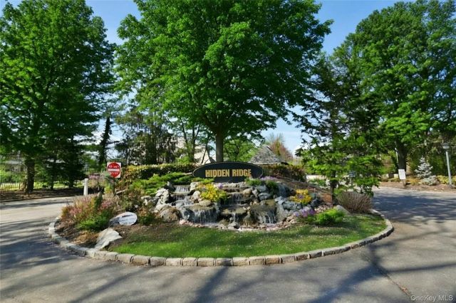 78 Hidden Ridge Drive, Syosset, NY 11791