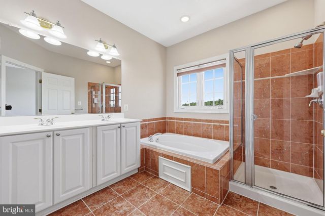 12105 POND PINE DR, Clarksburg, MD 20871