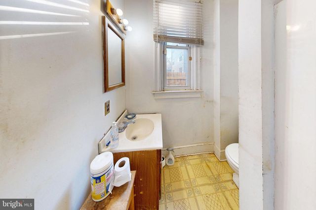 2810 SHERMAN AVE NW, Washington, DC 20001