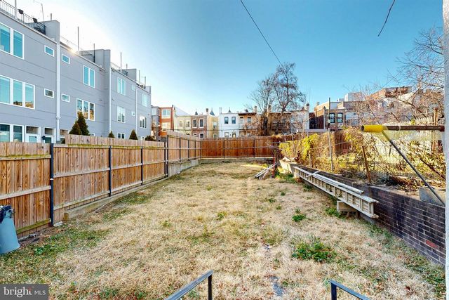 2810 SHERMAN AVE NW, Washington, DC 20001