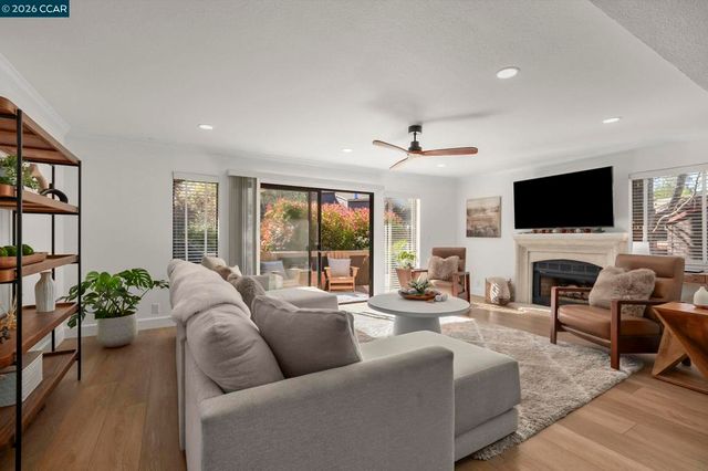 1 Chorley Walk, Pleasant Hill, CA 94523