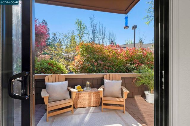 1 Chorley Walk, Pleasant Hill, CA 94523