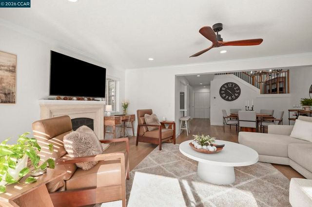 1 Chorley Walk, Pleasant Hill, CA 94523