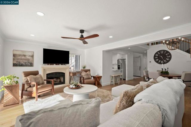 1 Chorley Walk, Pleasant Hill, CA 94523
