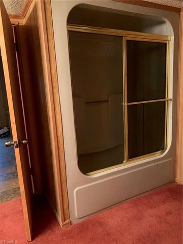 1514 Woodridge Avenue, Greensboro, NC 27405