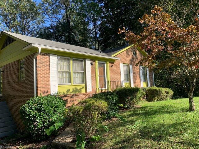 1514 Woodridge Avenue, Greensboro, NC 27405