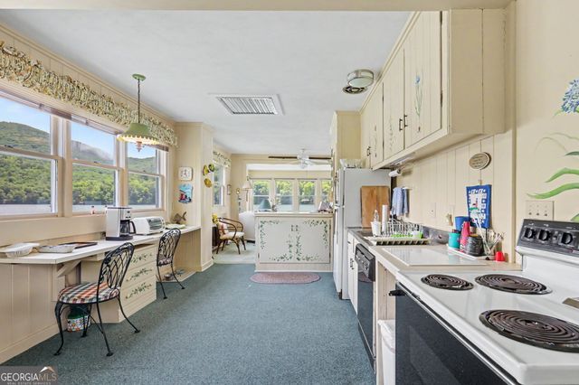 1615 Timpson Cove Road, Clayton, GA 30525
