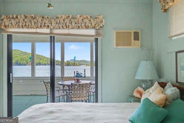 1615 Timpson Cove Road, Clayton, GA 30525