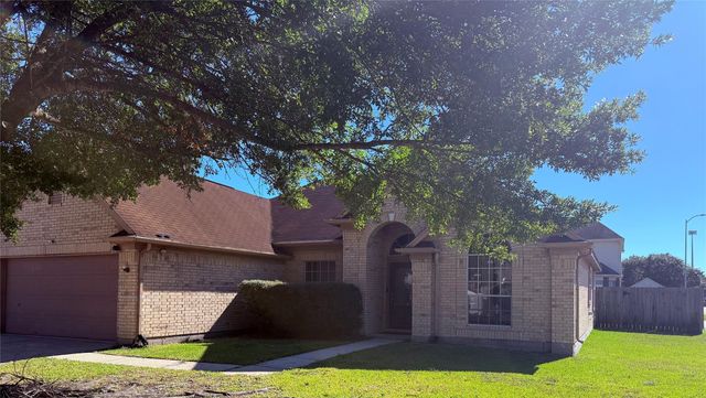 10302 Otter Circle Circle, Baytown, TX 77523